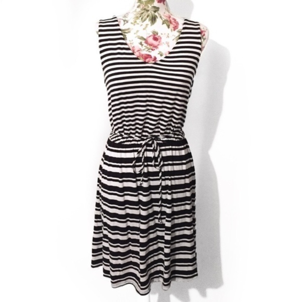 Black White Stripe Casual Dress Drawstring Belted